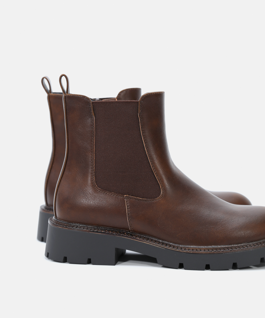 Botines planos chelsea image number null